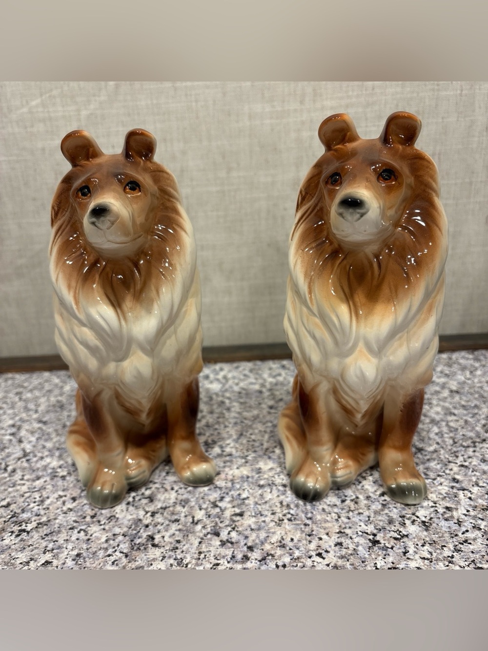 Vintage pair of  Sheltie or collie figurines 7 1/2” Tall - Great Condition